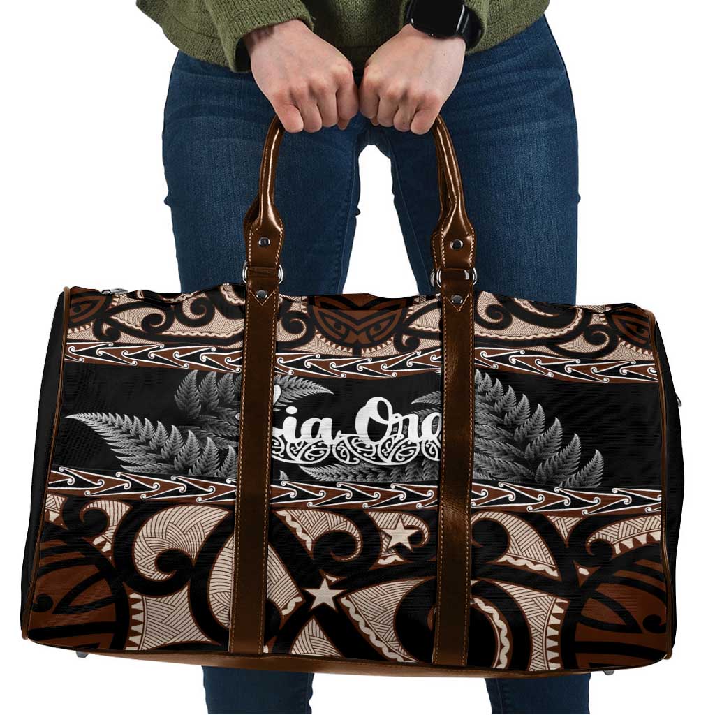 Kia Ora New Zealand Travel Bag Aotearoa Proud Maori Silver Fern - Aussie Hoodie