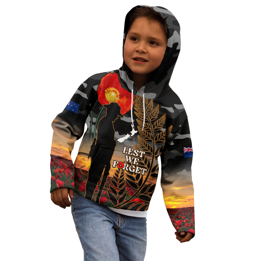 new-zealand-anzac-day-kid-hoodie-lest-we-forget-silver-fern-with-camouflage