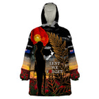 new-zealand-anzac-day-wearable-blanket-hoodie-lest-we-forget-silver-fern-with-camouflage