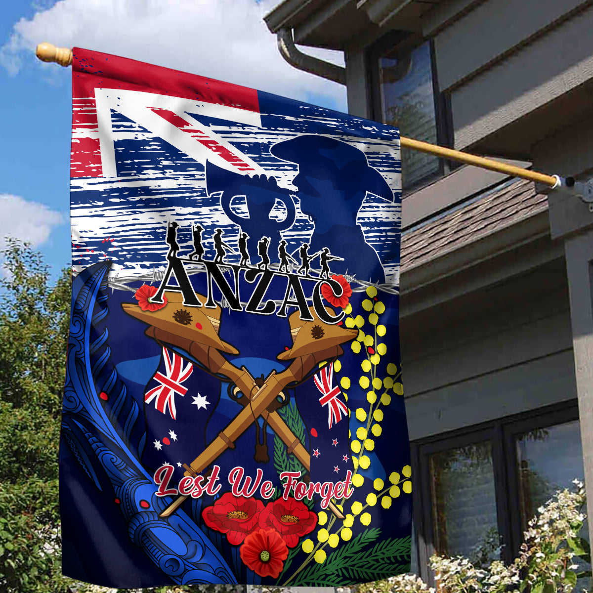 australia-and-new-zealand-anzac-day-garden-flag-lest-we-forget-silver-fern-with-golden-wattle