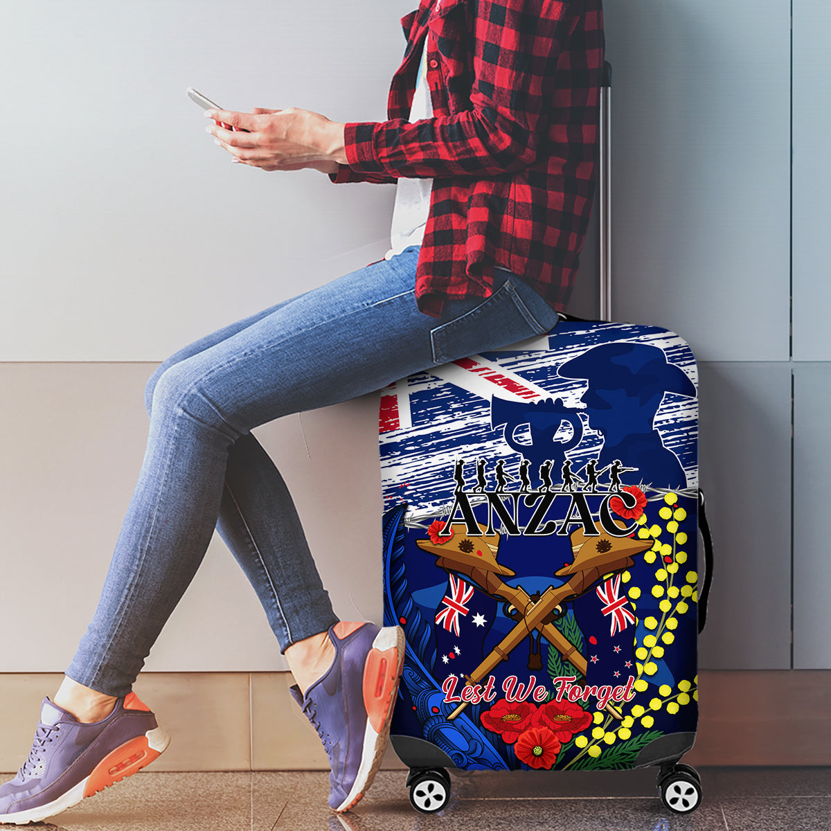 australia-and-new-zealand-anzac-day-luggage-cover-lest-we-forget-silver-fern-with-golden-wattle