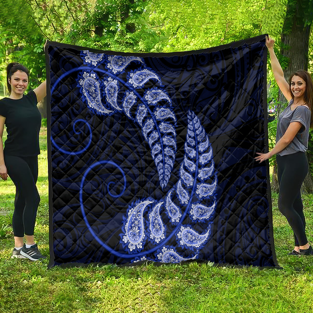 blue-new-zealand-paisley-silver-fern-quilt-aotearoa-maori