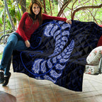 blue-new-zealand-paisley-silver-fern-quilt-aotearoa-maori