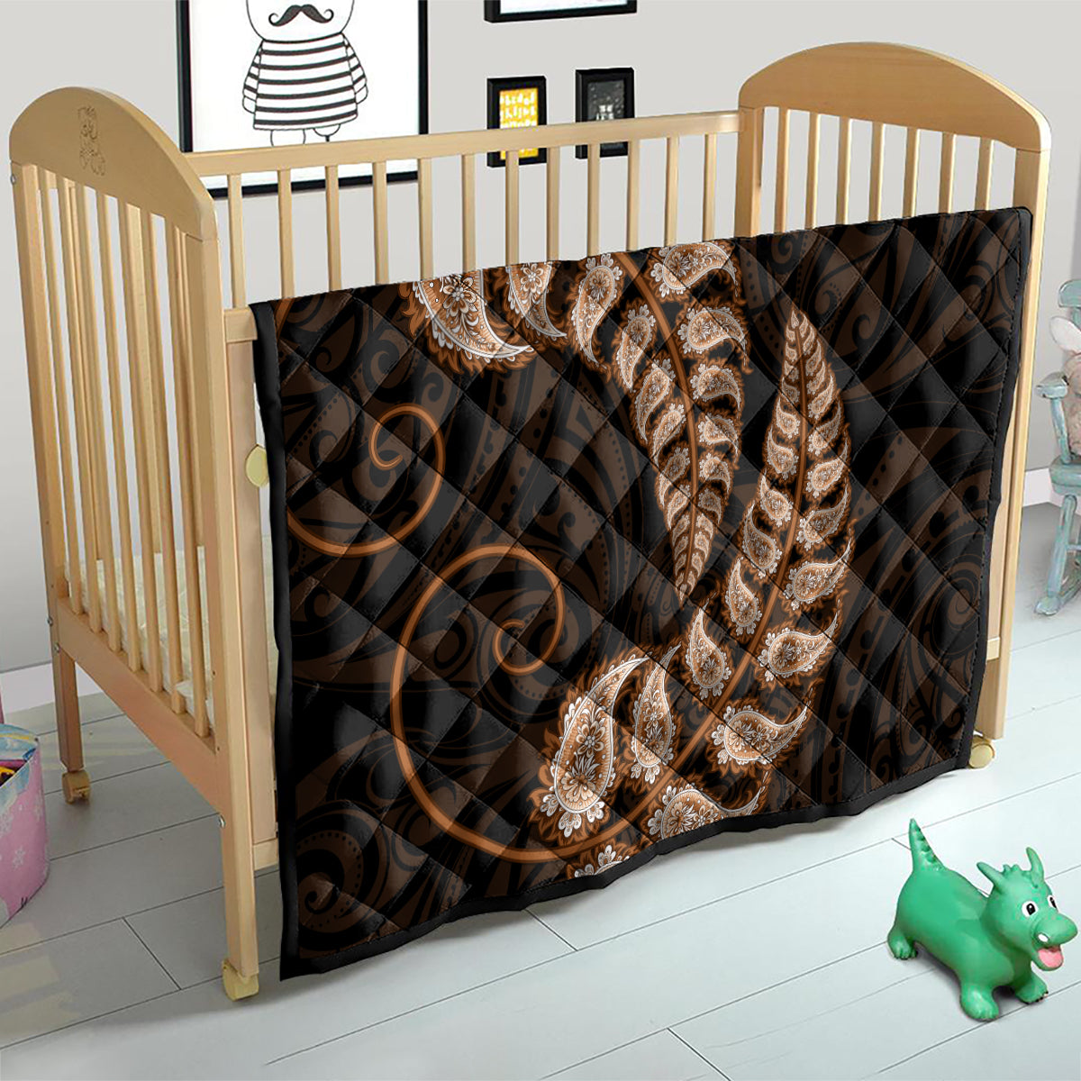 brown-new-zealand-paisley-silver-fern-quilt-aotearoa-maori