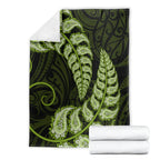 green-new-zealand-paisley-silver-fern-blanket-aotearoa-maori