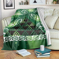 Matariki New Zealand Blanket NZ Niho Taniwha Maori New Year Green Galaxy