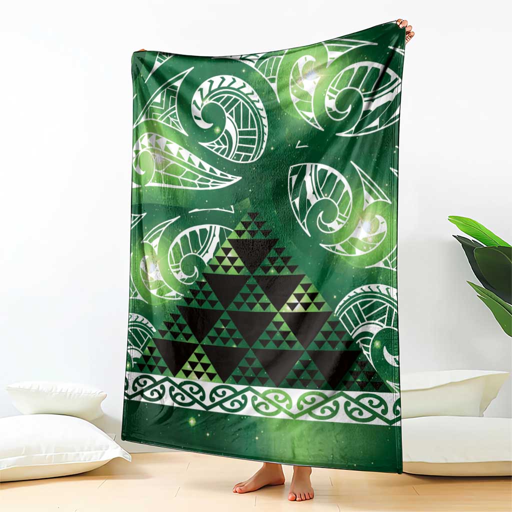 Matariki New Zealand Blanket NZ Niho Taniwha Maori New Year Green Galaxy