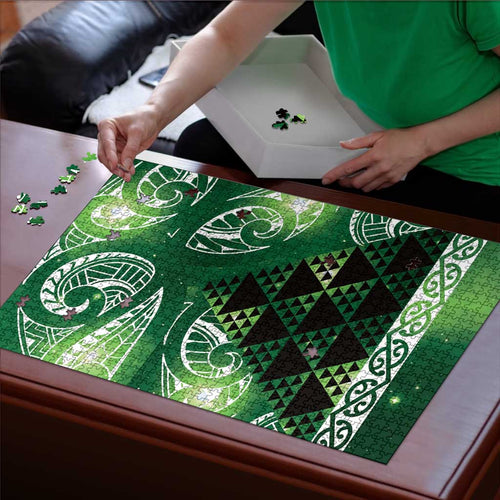 Matariki New Zealand Puzzle NZ Niho Taniwha Maori New Year Green Galaxy