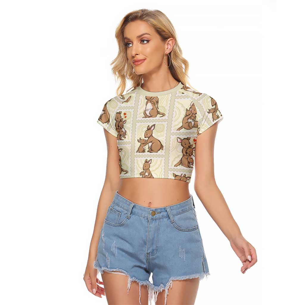 Kangaroo Australia Mother's Day Raglan Cropped T Shirt Mum and Joey Memory Aboriginal Stamp Seamless Style