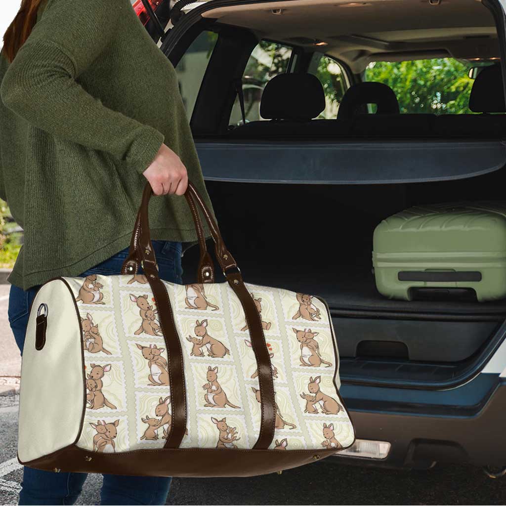 Kangaroo Australia Mother's Day Travel Bag Mum and Joey Memory Aboriginal Stamp Seamless Style