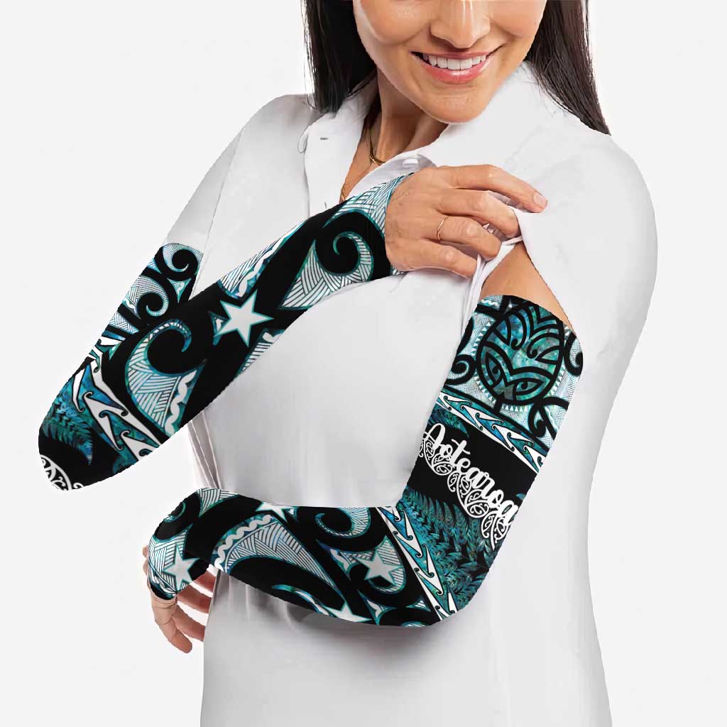 Kia Ora New Zealand Arm Sleeves Aotearoa Proud Maori Paua Shell Silver Fern - Aussie Hoodie