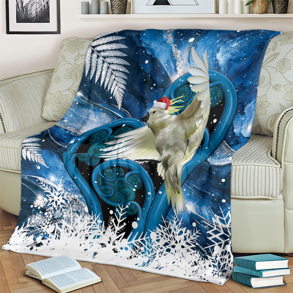 Sulphur-crested Cockatoo New Zealand Christmas In July Blanket NZ Aroha Koru Fern Marble Vibes
