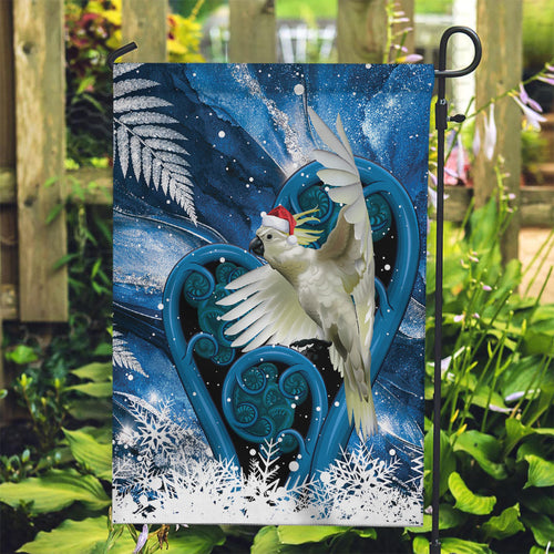 Sulphur-crested Cockatoo New Zealand Christmas In July Garden Flag NZ Aroha Koru Fern Marble Vibes