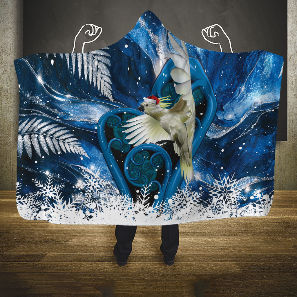 Sulphur-crested Cockatoo New Zealand Christmas In July Hooded Blanket NZ Aroha Koru Fern Marble Vibes