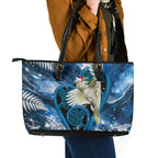 Sulphur-crested Cockatoo New Zealand Christmas In July Leather Tote Bag NZ Aroha Koru Fern Marble Vibes