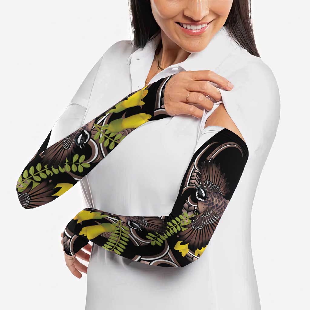 New Zealand Valentines Day Arm Sleeves Piwakawaka Lovers Maori Koru Tattoo - Aussie Hoodie