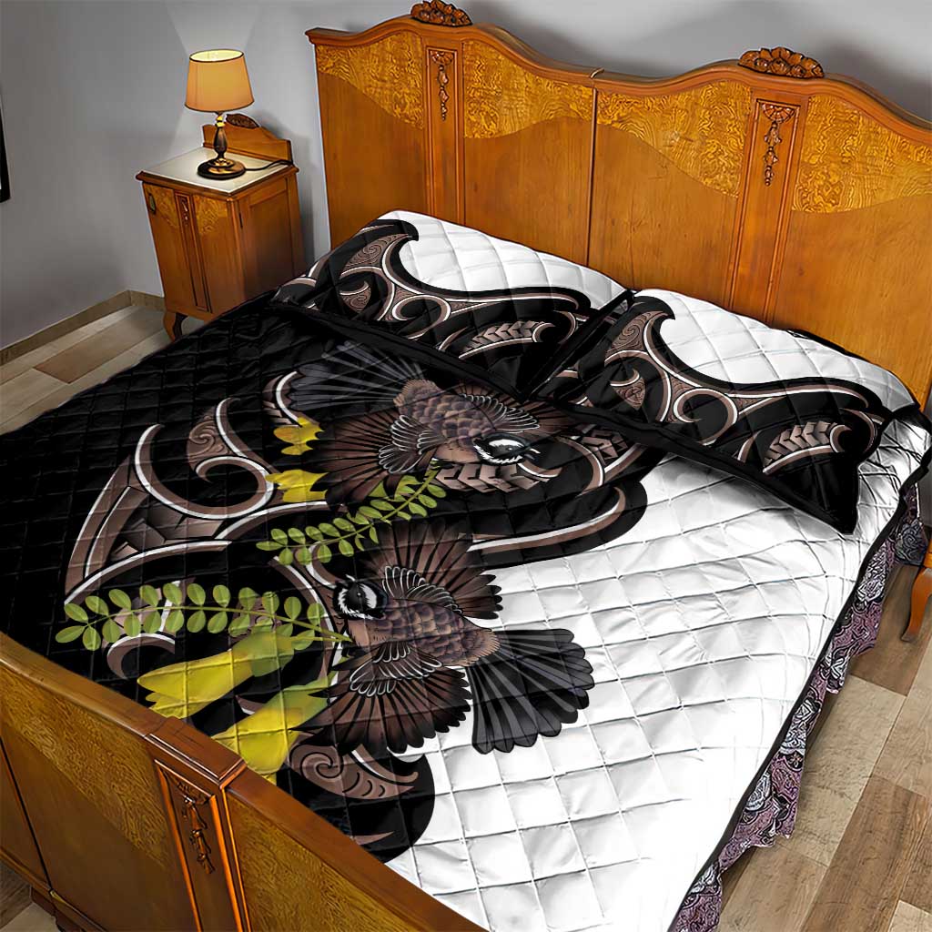 New Zealand Valentines Day Quilt Bed Set Piwakawaka Lovers Maori Koru Tattoo - Aussie Hoodie