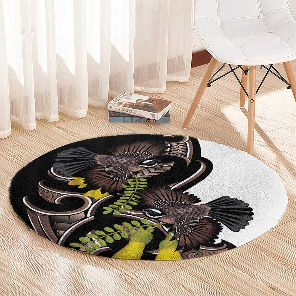 New Zealand Valentines Day Round Carpet Piwakawaka Lovers Maori Koru Tattoo - Aussie Hoodie