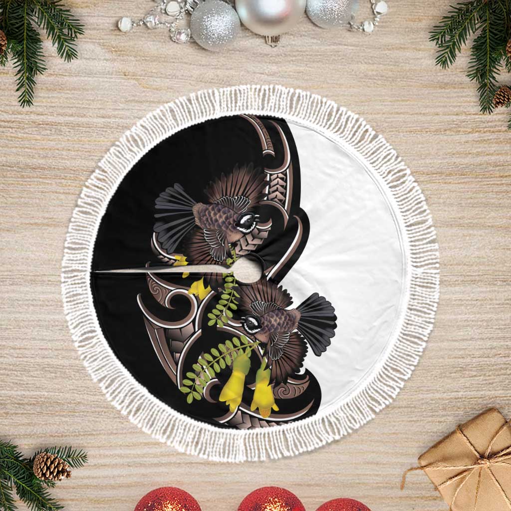 New Zealand Valentines Day Tree Skirt Piwakawaka Lovers Maori Koru Tattoo - Aussie Hoodie