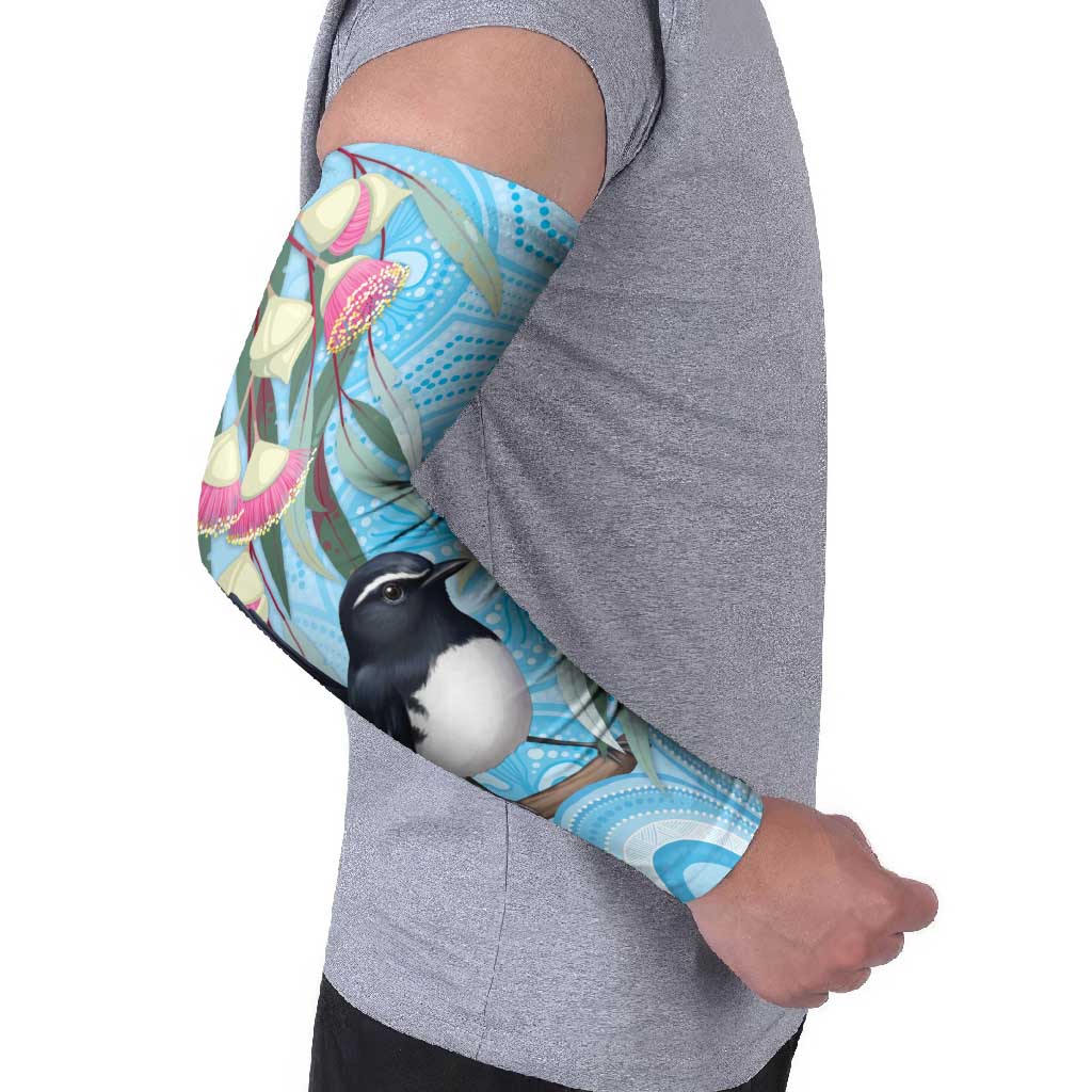 Willie wagtail Australia Arm Sleeves Eucalyptus Blossoms Aboriginal Art - Aussie Hoodie