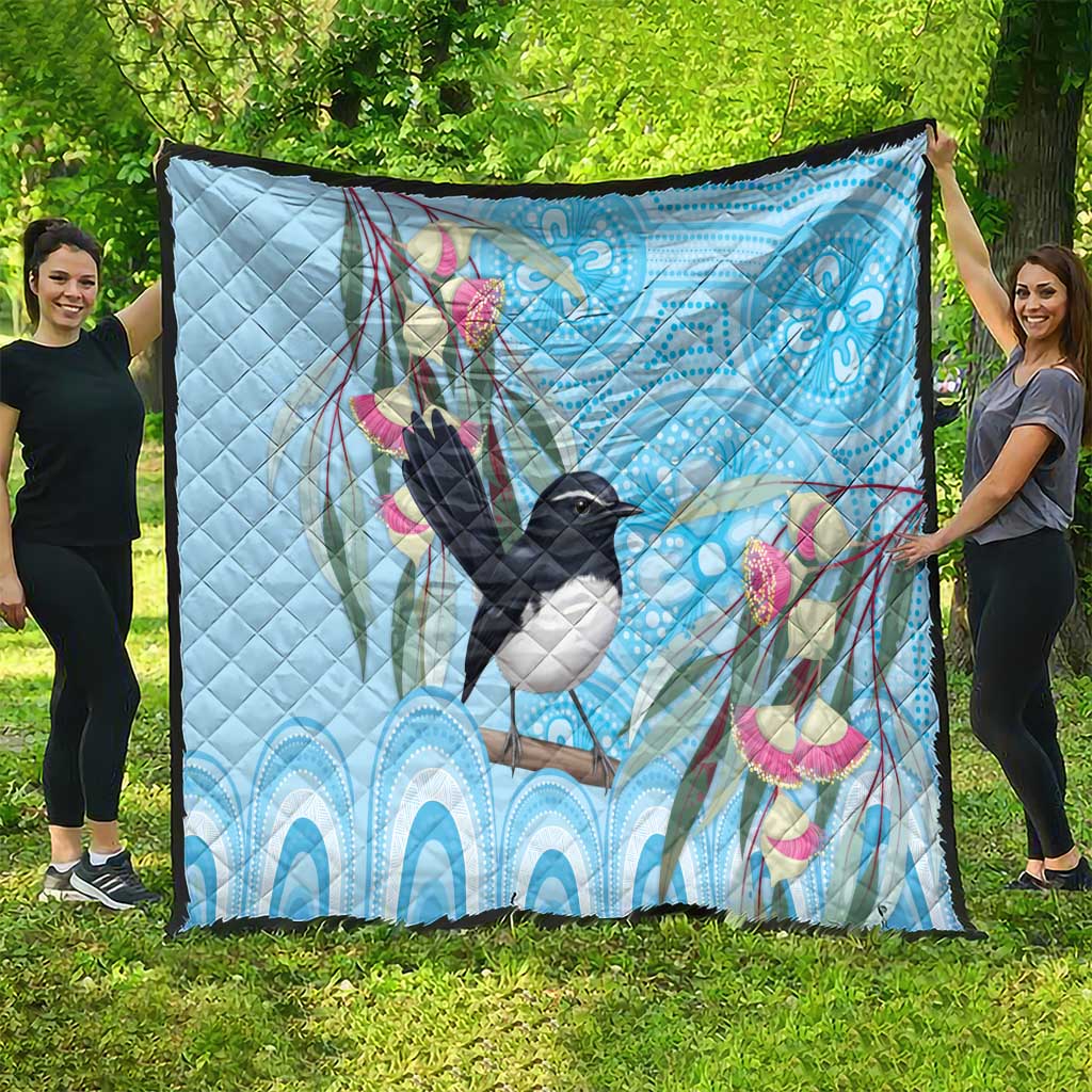 Willie wagtail Australia Quilt Eucalyptus Blossoms Aboriginal Art - Aussie Hoodie