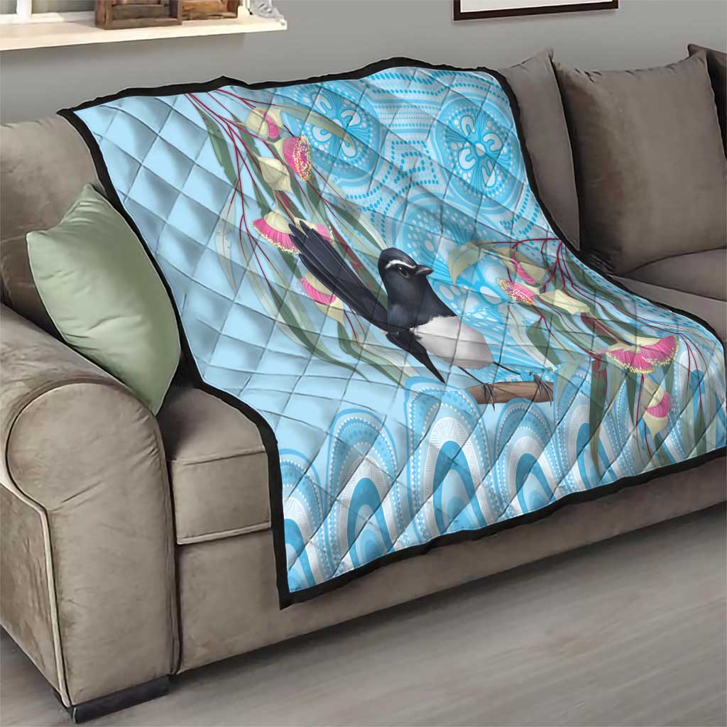 Willie wagtail Australia Quilt Eucalyptus Blossoms Aboriginal Art - Aussie Hoodie