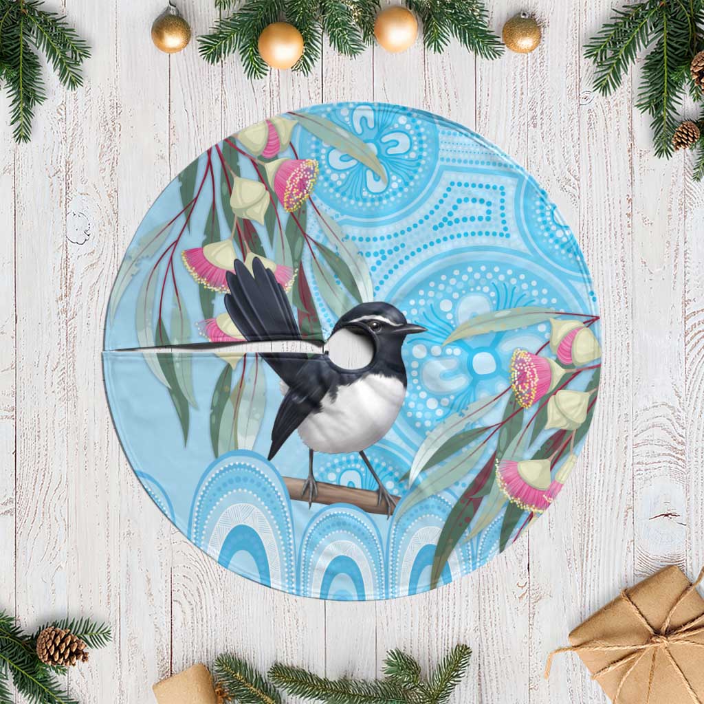 Willie wagtail Australia Tree Skirt Eucalyptus Blossoms Aboriginal Art - Aussie Hoodie