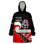 Personalised Te Reo Maori New Zealand Wearable Blanket Hoodie Kia Haka Maori Fern With Tino Rangatiratanga LT14