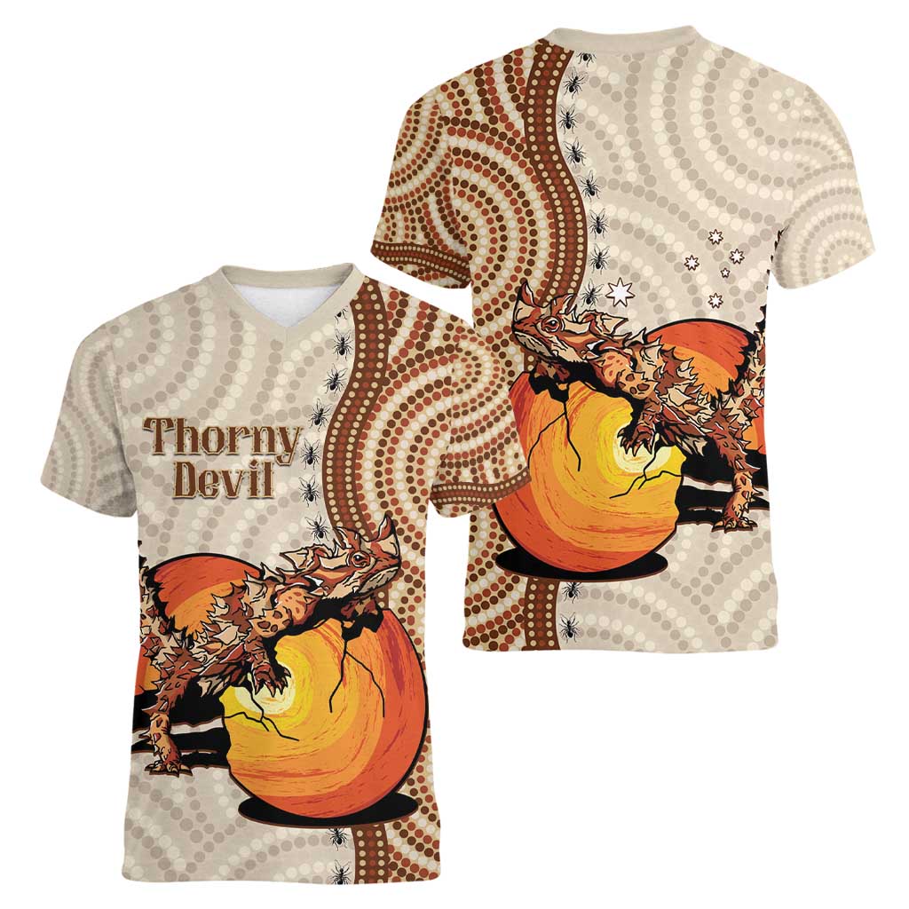 Thorny Devil Australia Women V-Neck T-Shirt Baby Moloch Horridus With Ants - Aboriginal Art