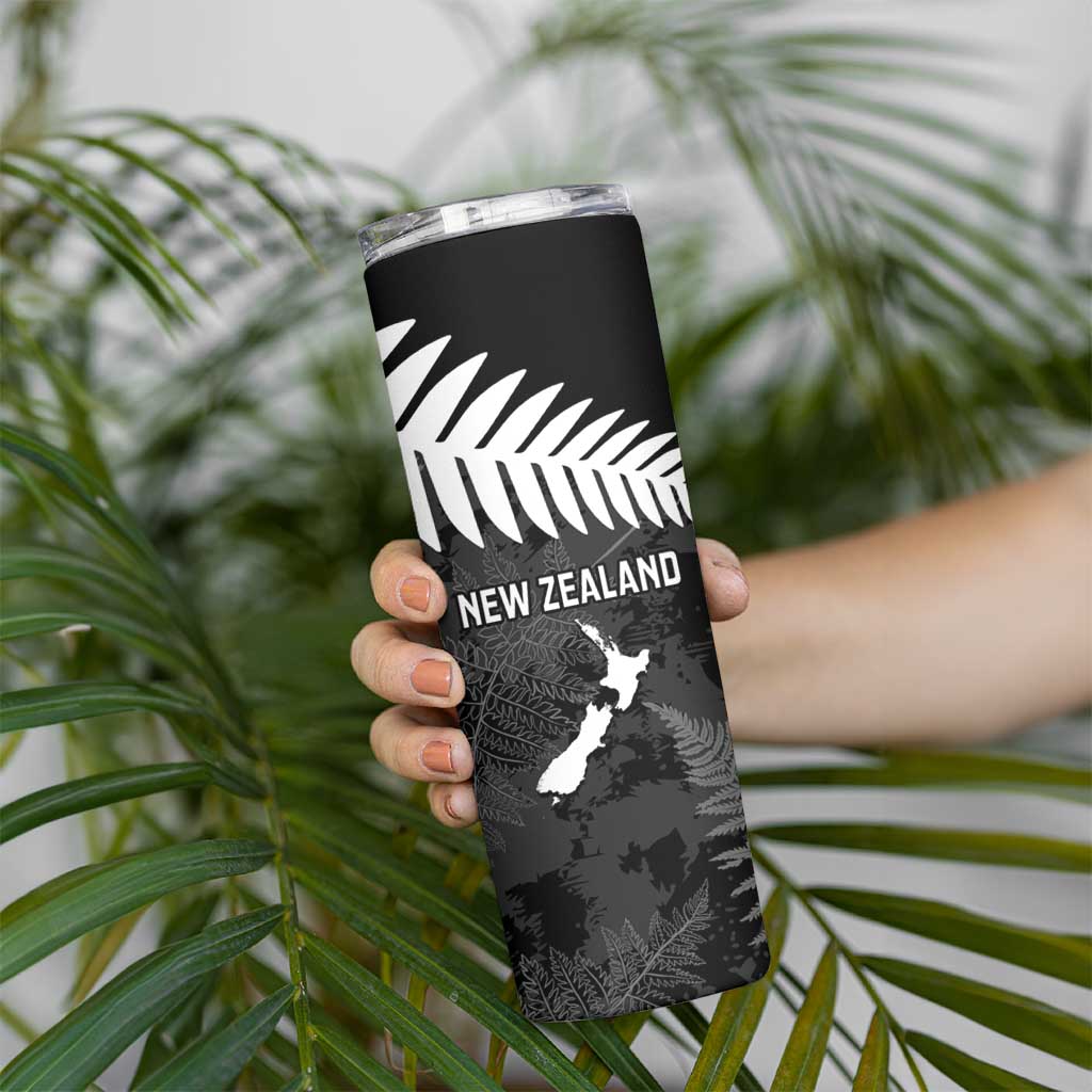 Custom New Zealand Silver Fern Football Skinny Tumbler Go Aotearoa Grunge Black - Aussie Hoodie