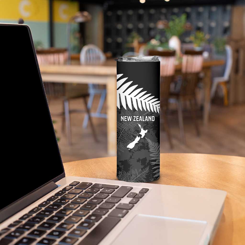 Custom New Zealand Silver Fern Football Skinny Tumbler Go Aotearoa Grunge Black - Aussie Hoodie
