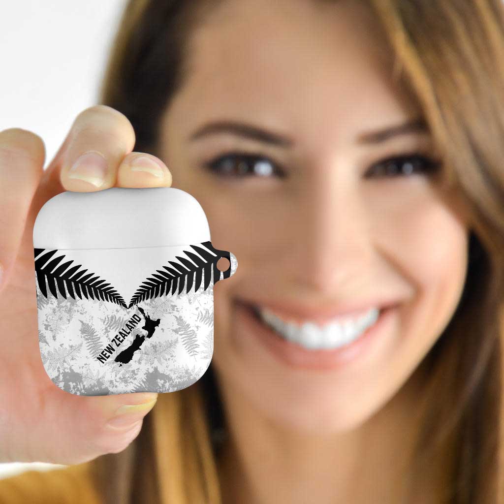 Custom New Zealand Silver Fern Football AirPods Case Go Aotearoa Grunge White - Aussie Hoodie