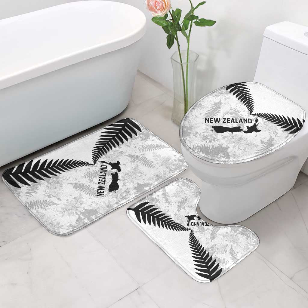 Custom New Zealand Silver Fern Football Bathroom Set Go Aotearoa Grunge White - Aussie Hoodie