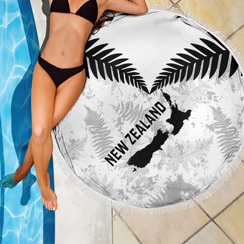 Custom New Zealand Silver Fern Football Beach Blanket Go Aotearoa Grunge White - Aussie Hoodie
