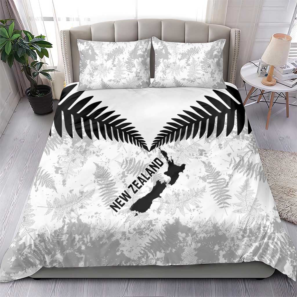 Custom New Zealand Silver Fern Football Bedding Set Go Aotearoa Grunge White - Aussie Hoodie