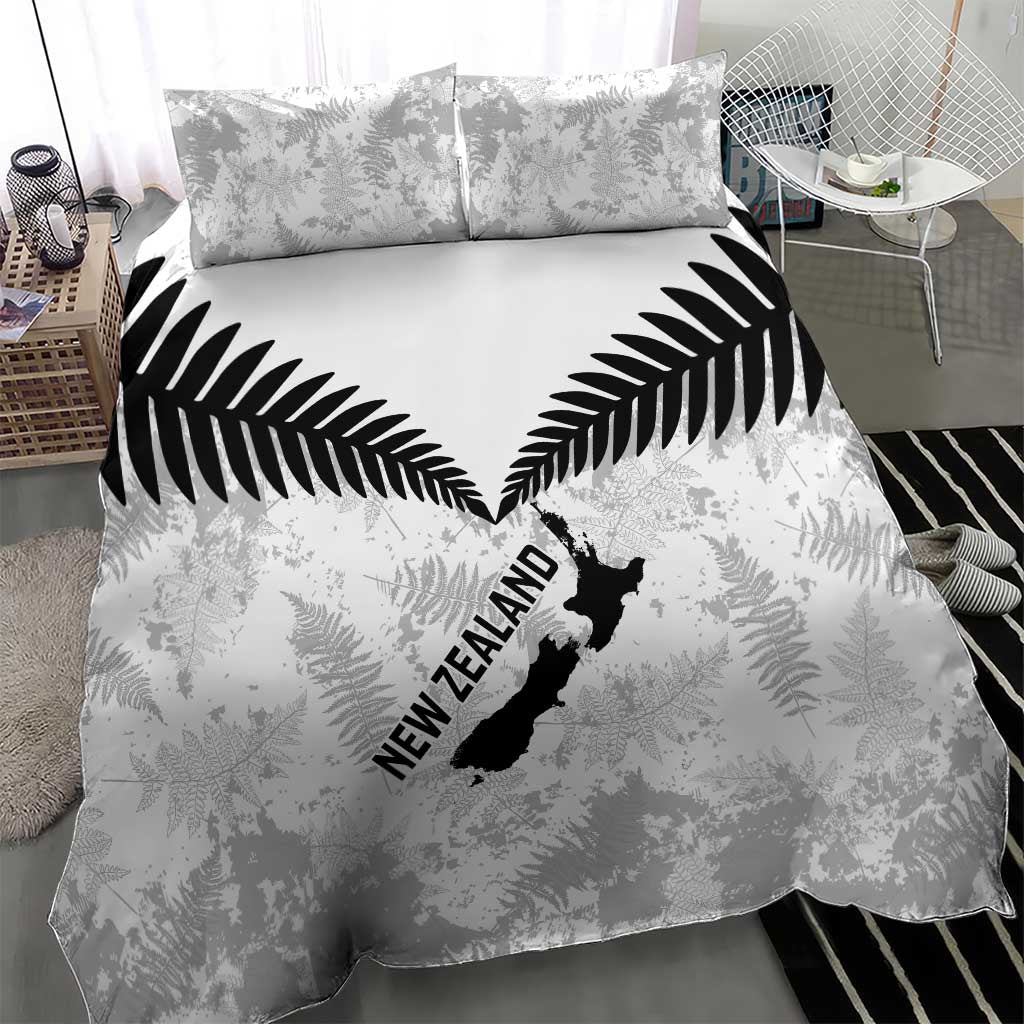 Custom New Zealand Silver Fern Football Bedding Set Go Aotearoa Grunge White - Aussie Hoodie