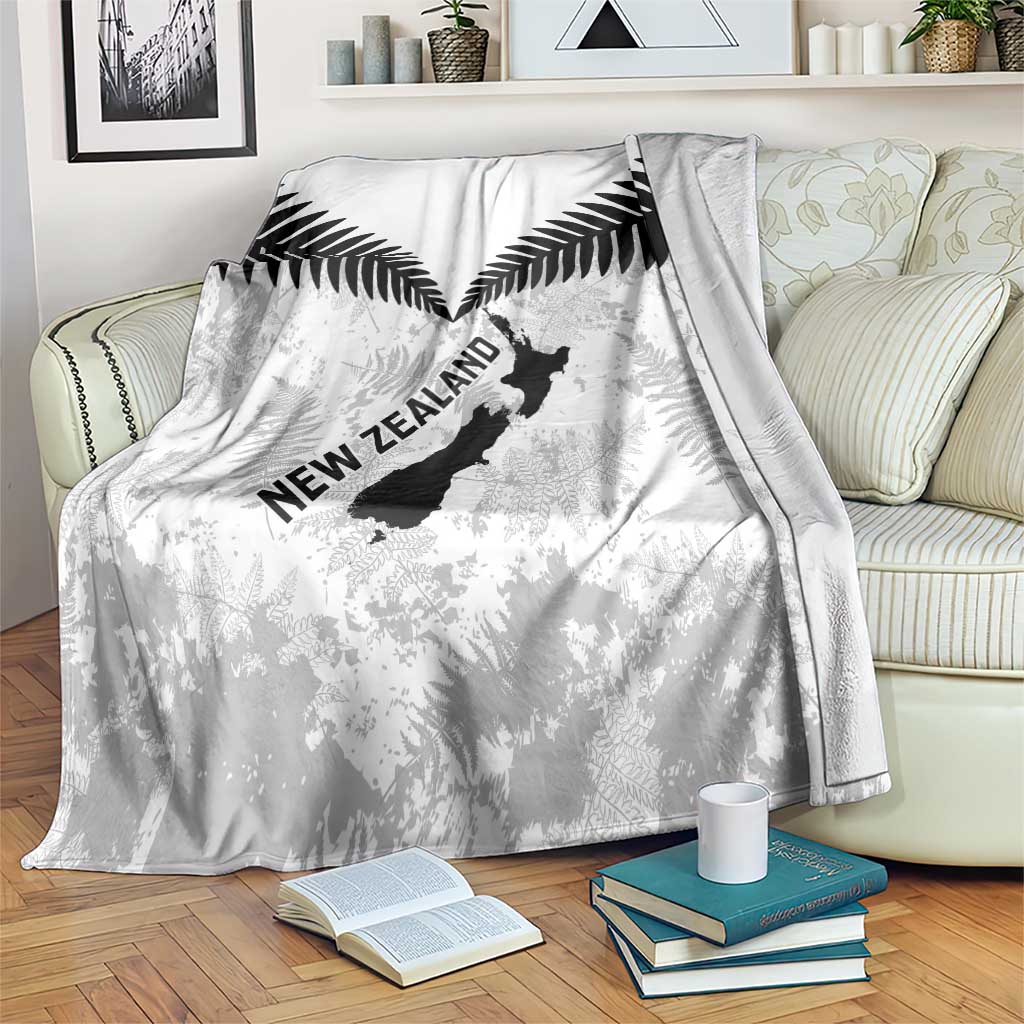 Custom New Zealand Silver Fern Football Blanket Go Aotearoa Grunge White - Aussie Hoodie