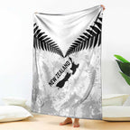 Custom New Zealand Silver Fern Football Blanket Go Aotearoa Grunge White - Aussie Hoodie