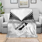 Custom New Zealand Silver Fern Football Blanket Go Aotearoa Grunge White - Aussie Hoodie