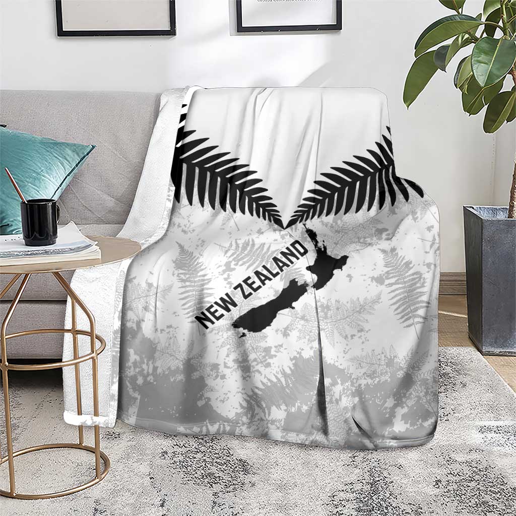 Custom New Zealand Silver Fern Football Blanket Go Aotearoa Grunge White - Aussie Hoodie