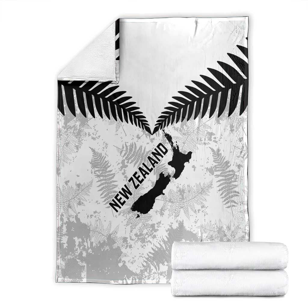 Custom New Zealand Silver Fern Football Blanket Go Aotearoa Grunge White - Aussie Hoodie