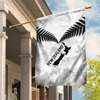 Custom New Zealand Silver Fern Football Garden Flag Go Aotearoa Grunge White - Aussie Hoodie