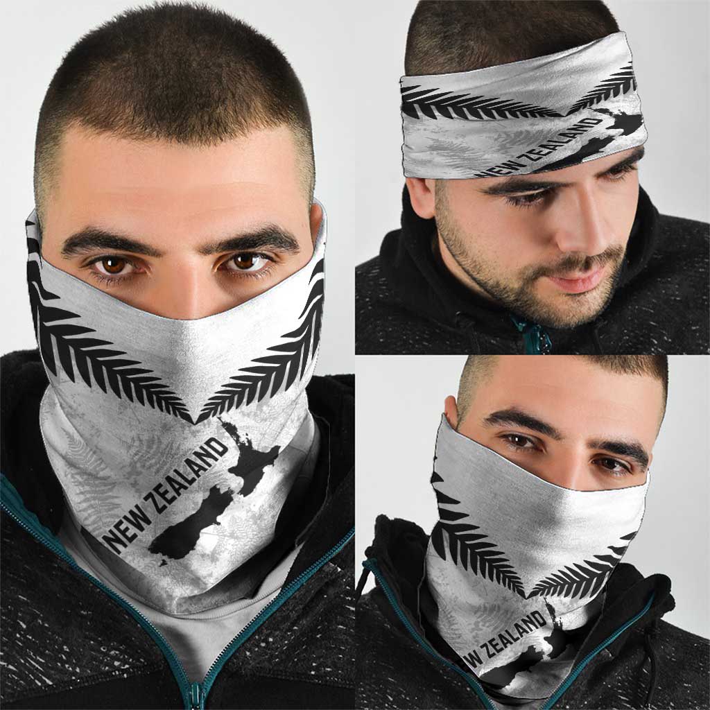 Custom New Zealand Silver Fern Football Neck Gaiter Go Aotearoa Grunge White - Aussie Hoodie
