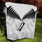 Custom New Zealand Silver Fern Football Quilt Go Aotearoa Grunge White - Aussie Hoodie