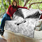 Custom New Zealand Silver Fern Football Quilt Go Aotearoa Grunge White - Aussie Hoodie