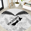 Custom New Zealand Silver Fern Football Round Carpet Go Aotearoa Grunge White - Aussie Hoodie