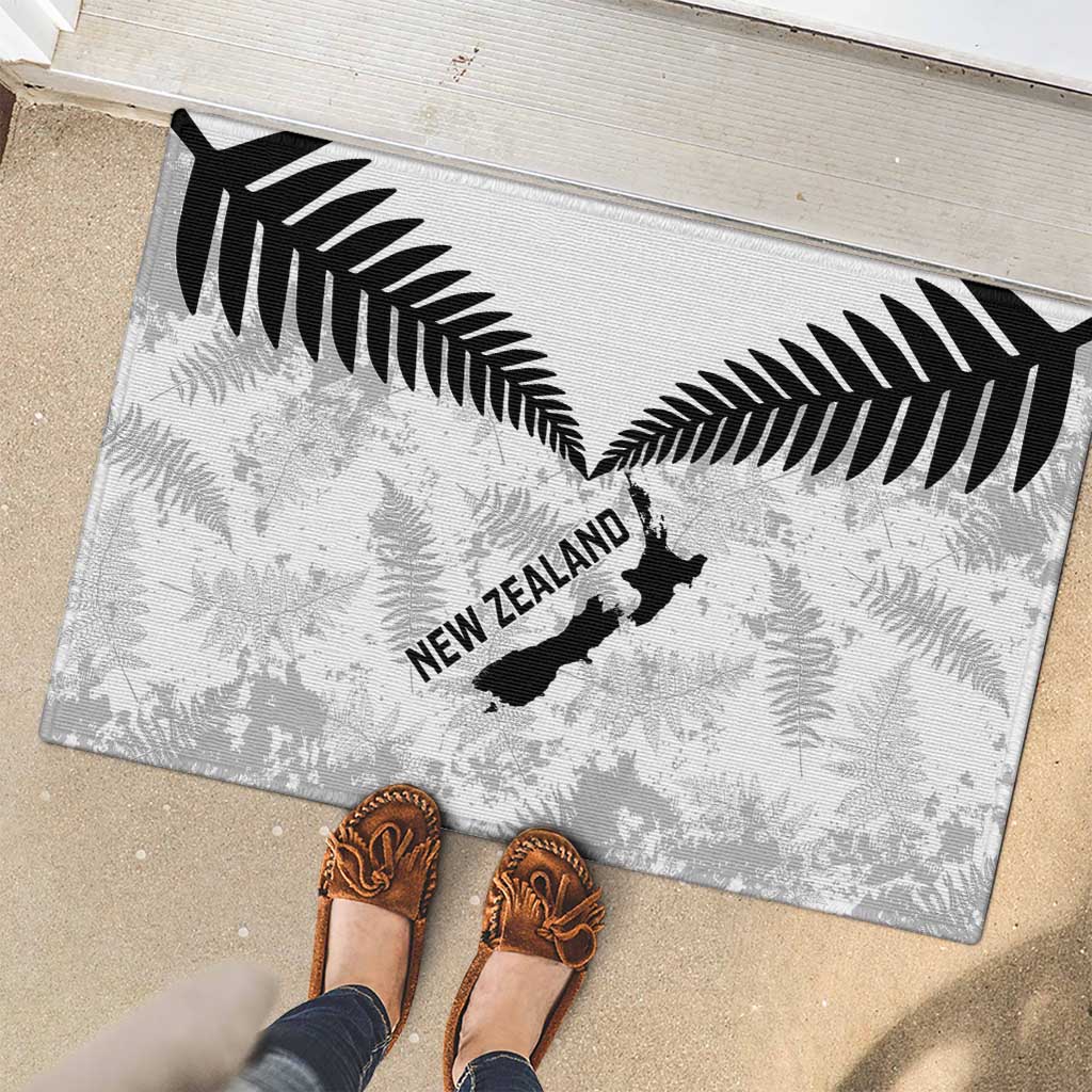 Custom New Zealand Silver Fern Football Rubber Doormat Go Aotearoa Grunge White - Aussie Hoodie