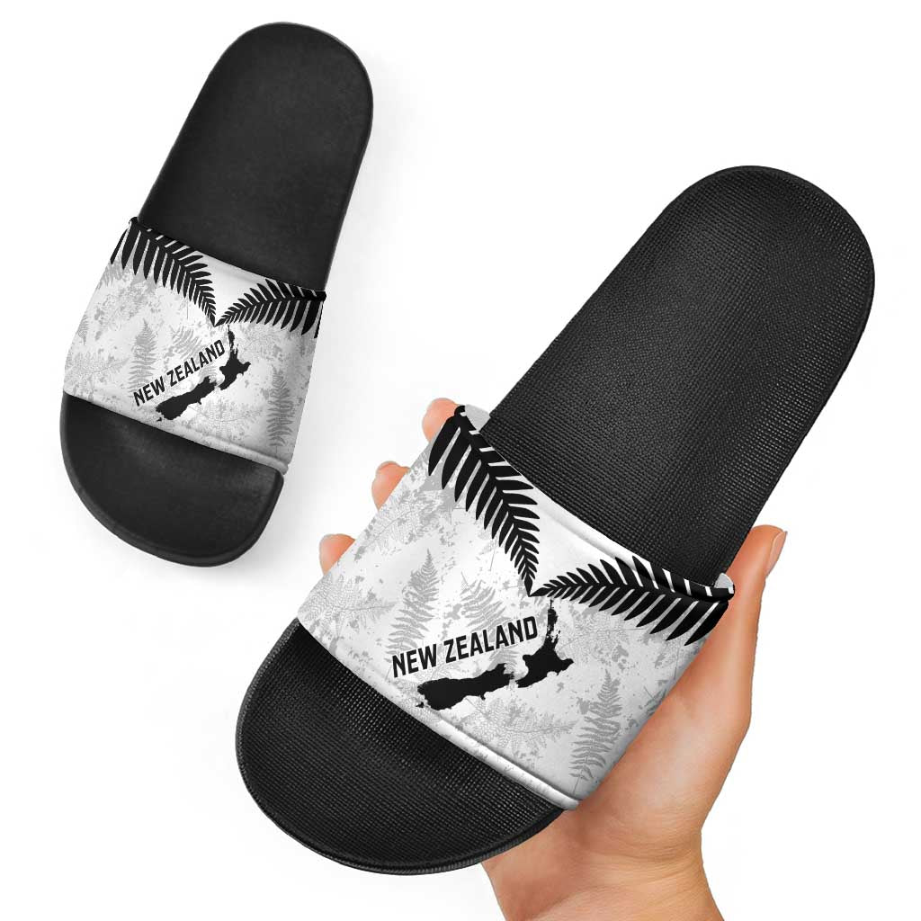 Custom New Zealand Silver Fern Football Slide Sandals Go Aotearoa Grunge White - Aussie Hoodie