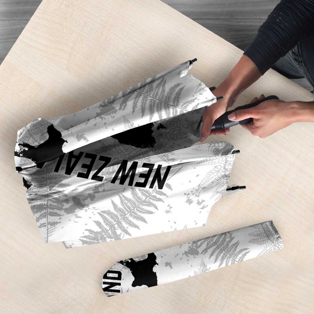 Custom New Zealand Silver Fern Football Umbrella Go Aotearoa Grunge White - Aussie Hoodie