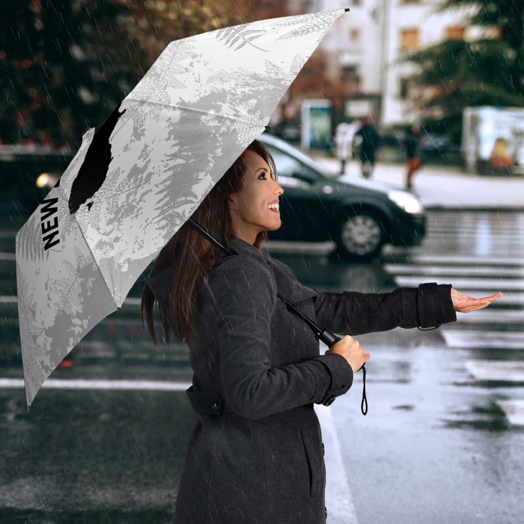 Custom New Zealand Silver Fern Football Umbrella Go Aotearoa Grunge White - Aussie Hoodie
